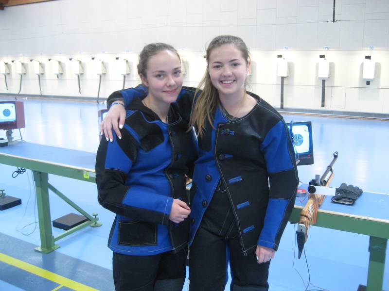 Luisa&Katha vor dem Wettkampf Luisa&Katha vor dem Wettkampf